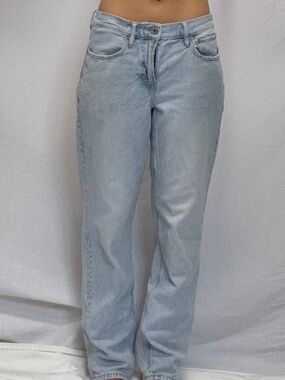 American eagle basic low waisted jeans